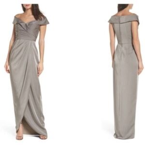 NWT La Femme Off-the-shoulder Ruched Jersey Column Gown In Pewter size 2